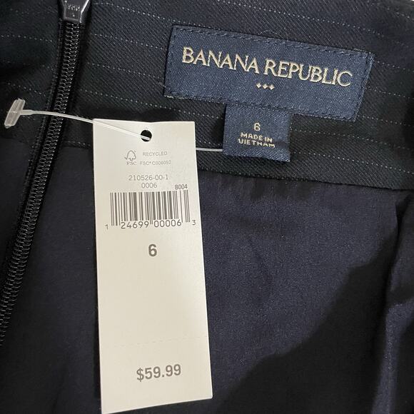 Banana Republic Pinstripe Pencil Skirt Size 6 Navy Back Kick Pleat Lined NEW - Picture 10 of 11